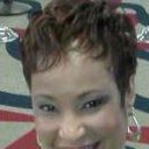 Meet your Posher, Lorraine - Picture 1 of 1